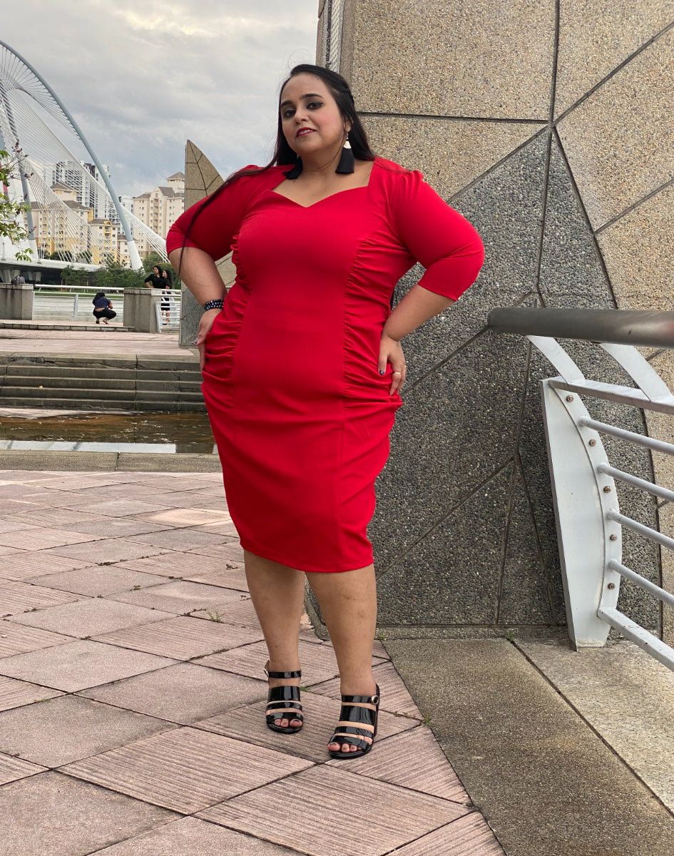 Tailored Midi Dress in Red - Scarlet